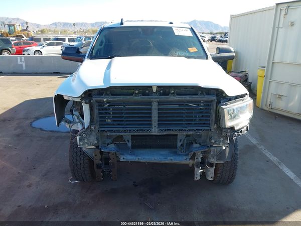 2020 RAM 2500 BIG HORN  4X4 8' BOX