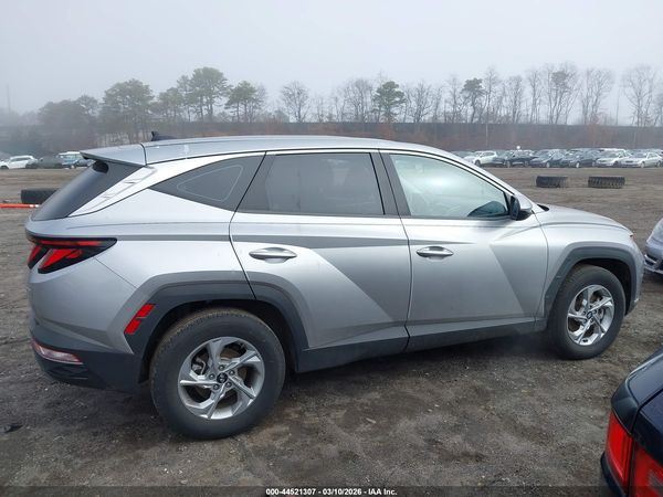 2022 HYUNDAI TUCSON SE