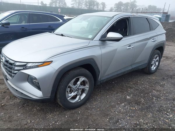 2022 HYUNDAI TUCSON SE