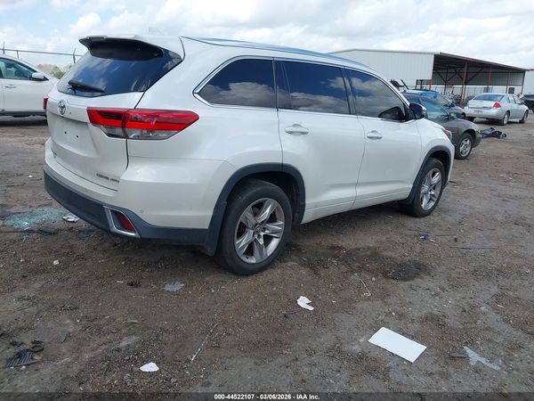 2017 TOYOTA HIGHLANDER LIMITED