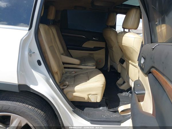 2017 TOYOTA HIGHLANDER LIMITED