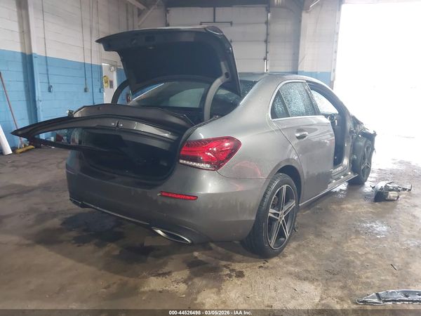2022 MERCEDES-BENZ A 220 4MATIC
