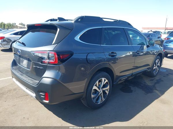 2022 SUBARU OUTBACK LIMITED — I4