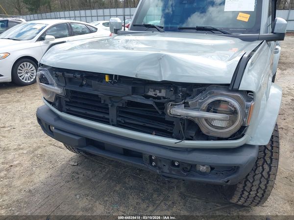 2021 FORD BRONCO OUTER BANKS