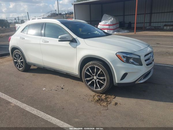 2017 MERCEDES-BENZ GLA 250 4MATIC