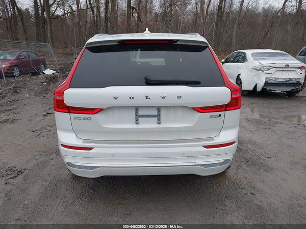 2023 VOLVO XC60 B5 ULTIMATE BRIGHT THEME
