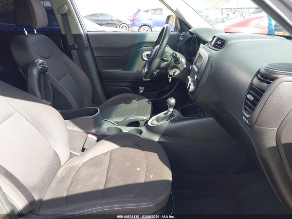 2017 KIA SOUL Base