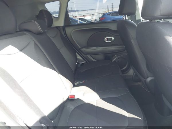 2017 KIA SOUL Base