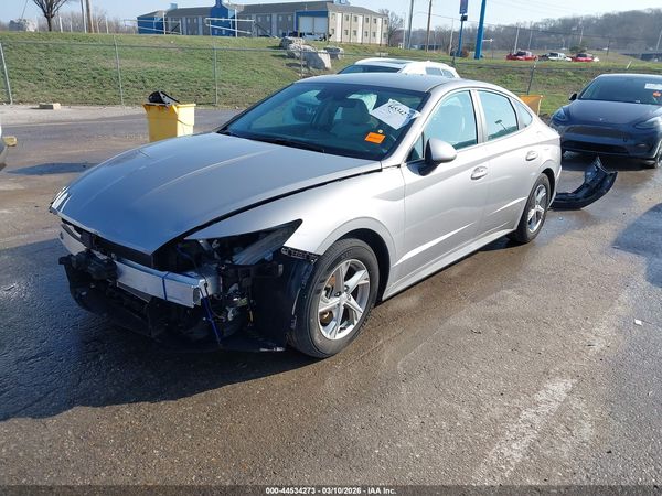 2023 HYUNDAI SONATA SE