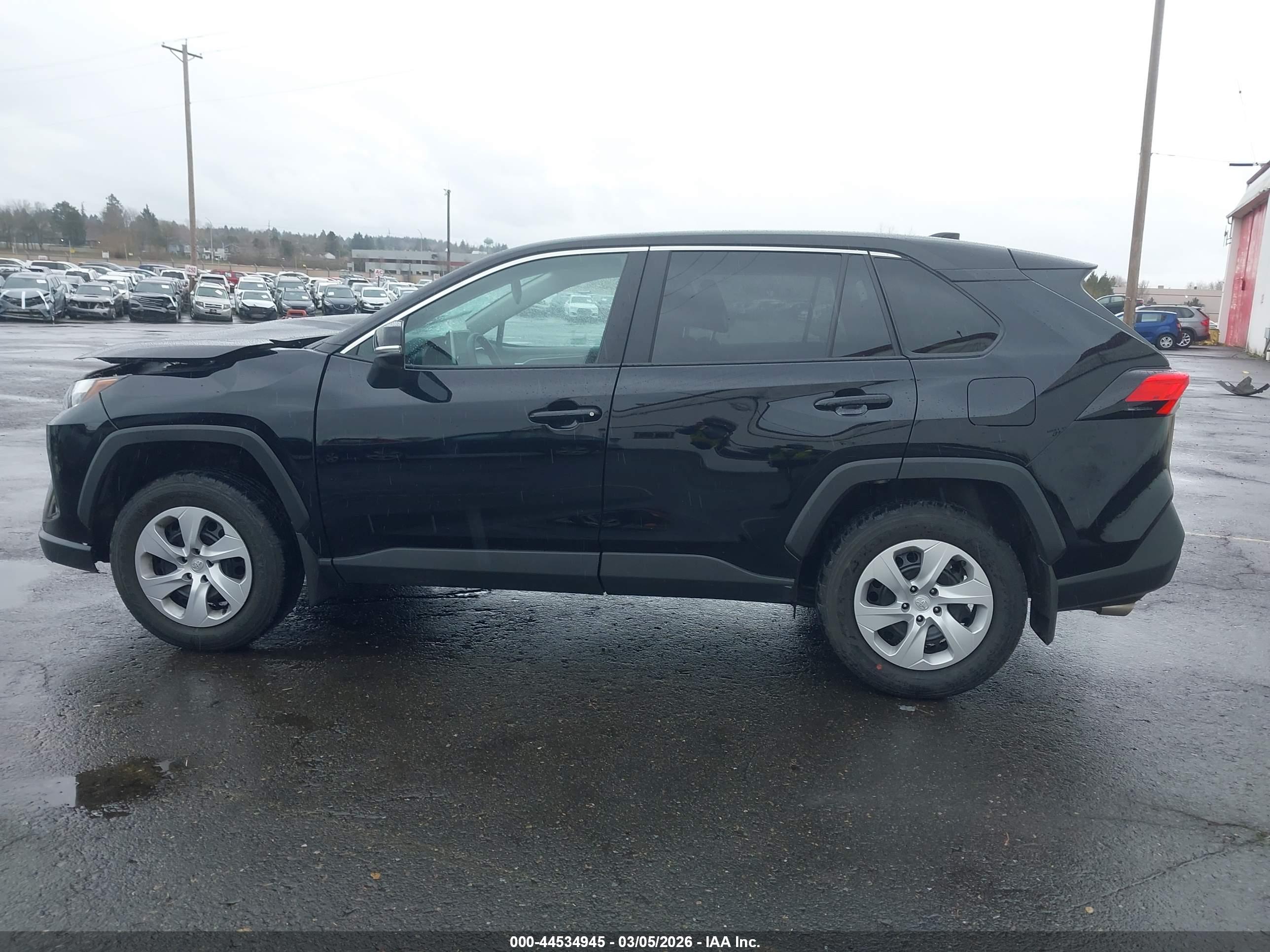 2025 TOYOTA RAV4 LE