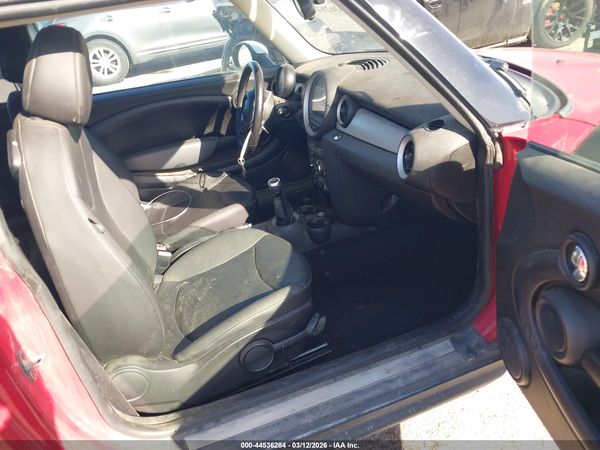 2012 MINI COOPER