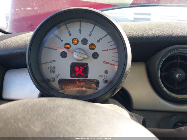 2012 MINI COOPER