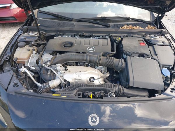 2020 MERCEDES-BENZ A 220 A220