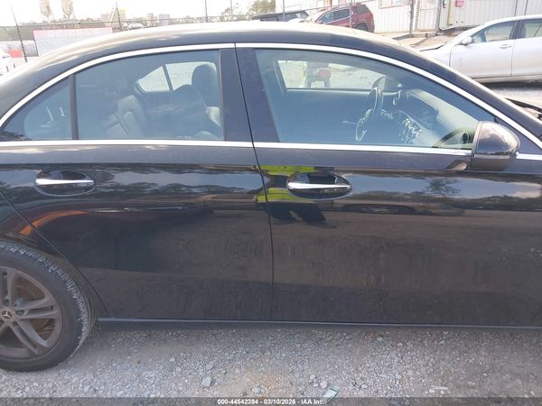 2020 MERCEDES-BENZ A 220 A220