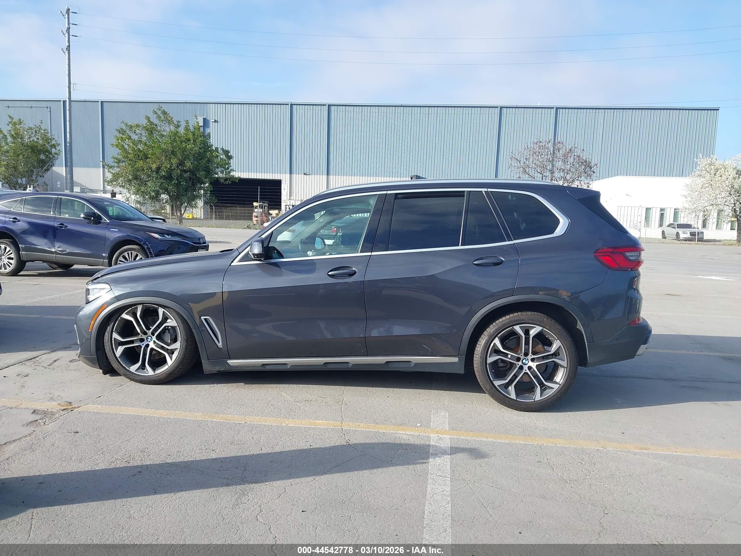 2020 BMW X5 XDRIVE40I