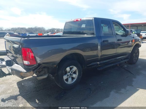 2018 RAM 1500 EXPRESS  4X4 6'4 BOX