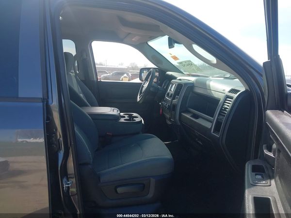2018 RAM 1500 EXPRESS  4X4 6'4 BOX