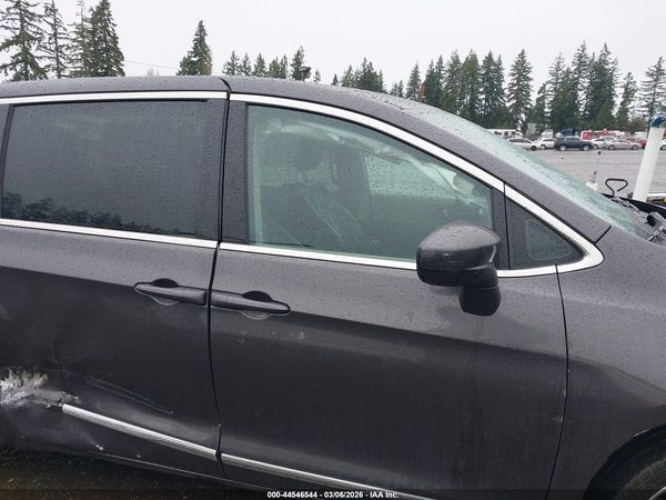 2018 CHRYSLER PACIFICA LX — I116
