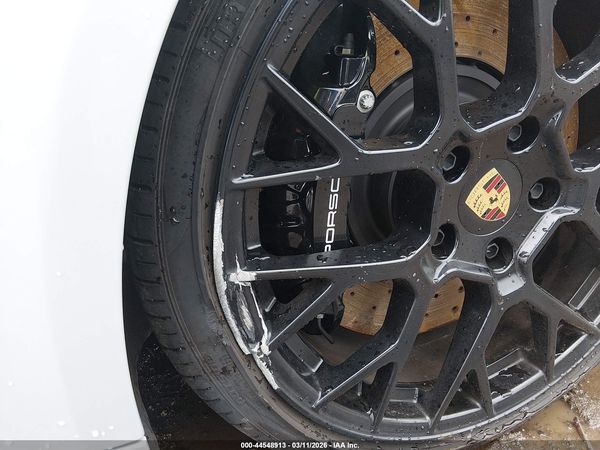 2024 PORSCHE 911