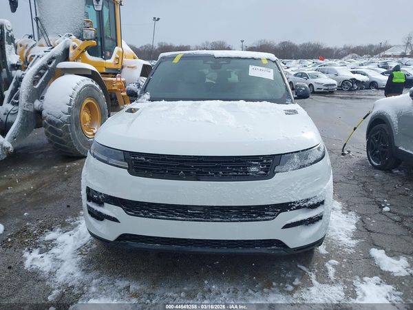 2025 LAND ROVER RANGE ROVER SPORT P360 SE