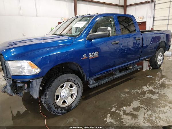 2017 RAM 3500 TRADESMAN  4X4 8' BOX