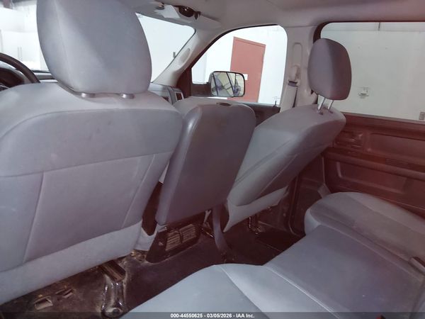 2017 RAM 3500 TRADESMAN  4X4 8' BOX