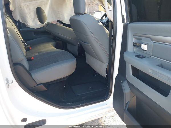 2016 RAM 1500 BIG HORN