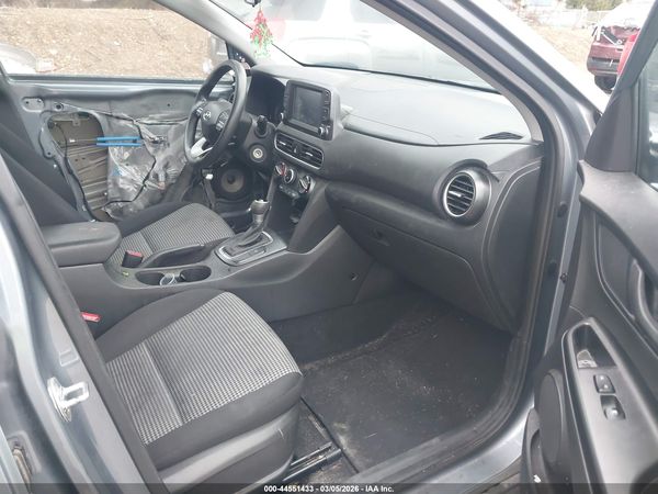 2019 HYUNDAI KONA SE