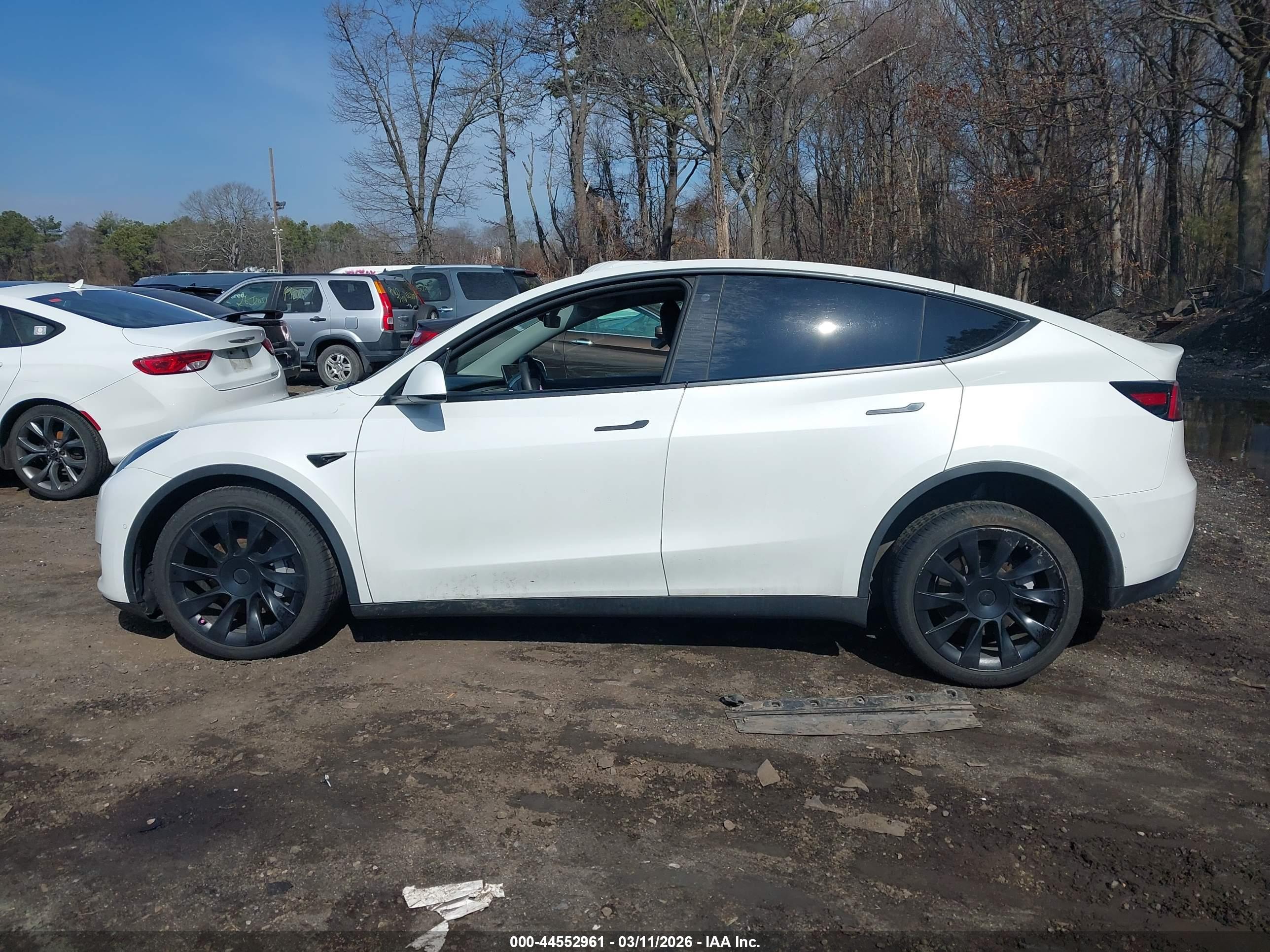 2022 TESLA MODEL Y
