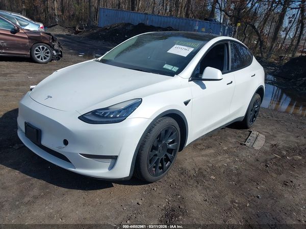 2022 TESLA MODEL Y