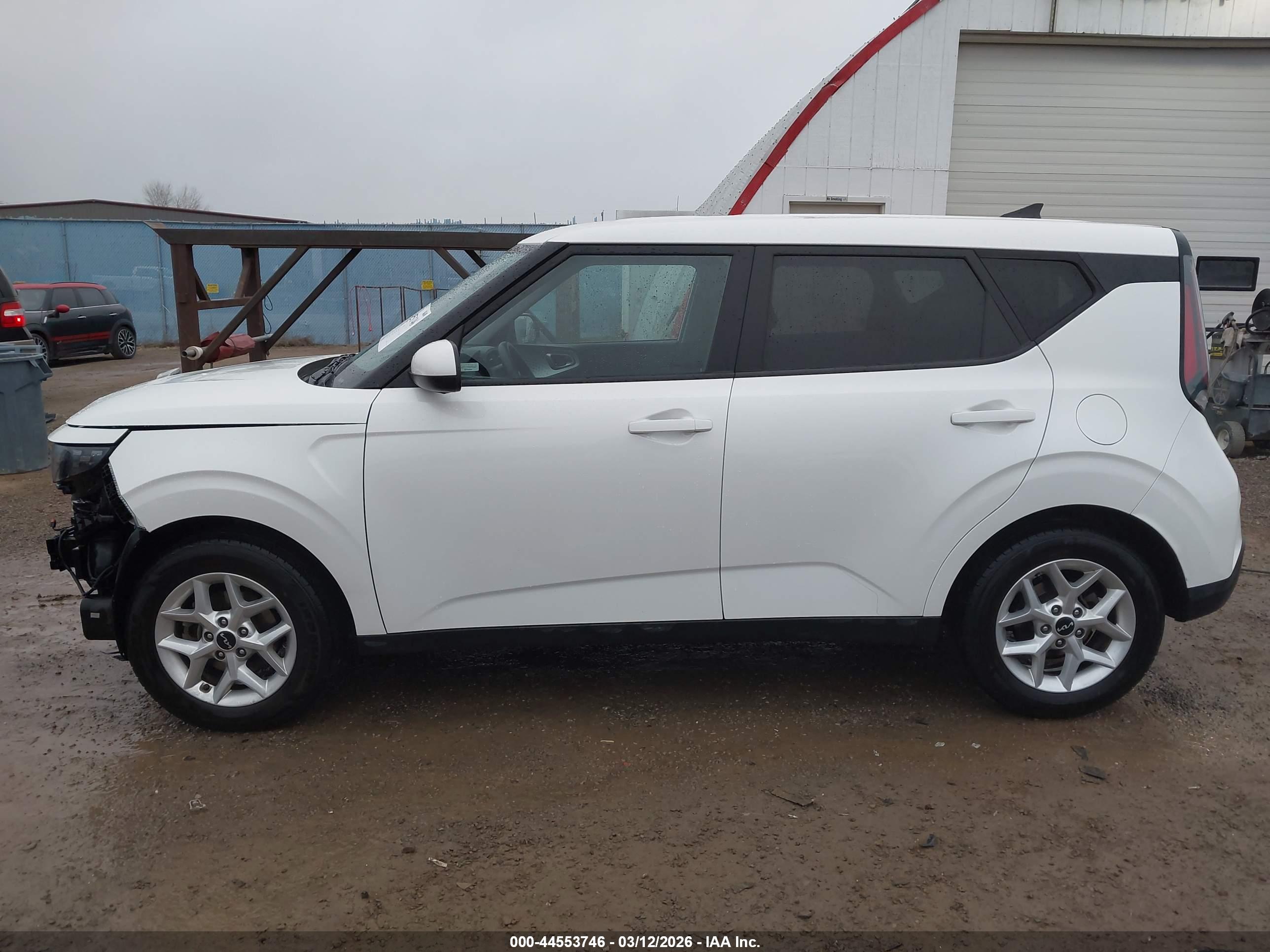 2023 KIA SOUL LX
