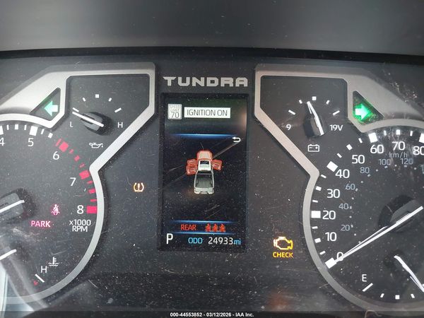 2025 TOYOTA TUNDRA SR5