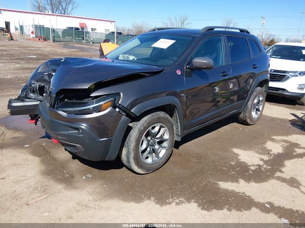 2019 JEEP CHEROKEE TRAILHAWK 4X4