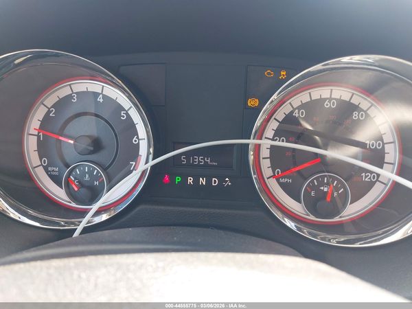 2012 DODGE GRAND CARAVAN SXT — I7