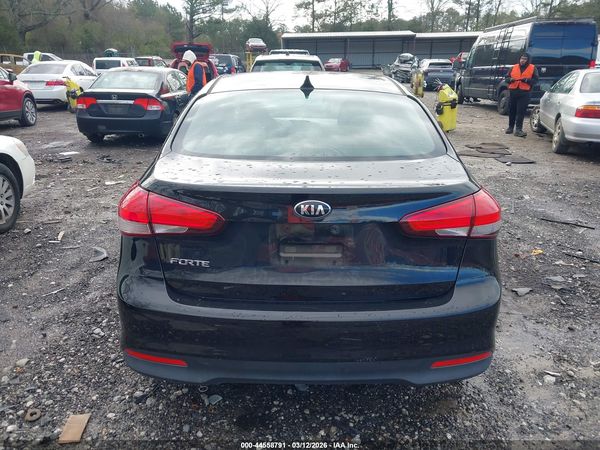 2018 KIA FORTE LX