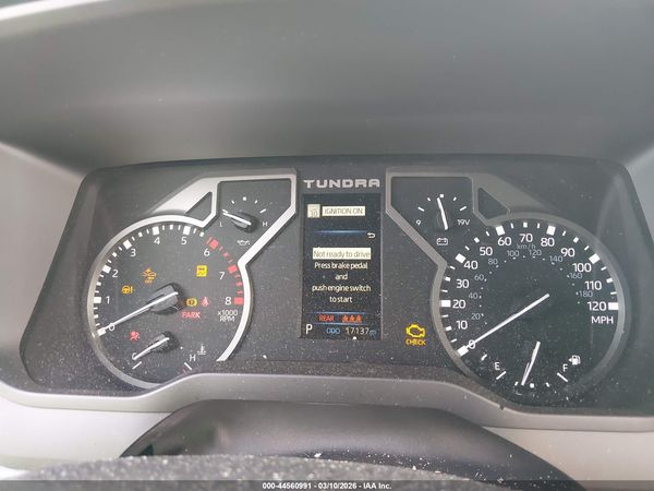 2025 TOYOTA TUNDRA SR5