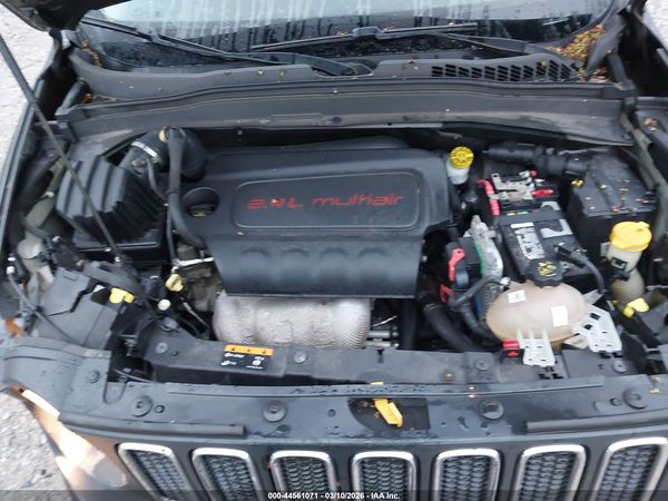 2017 JEEP RENEGADE LATITUDE FWD