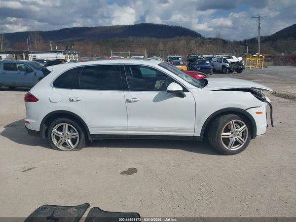 2015 PORSCHE CAYENNE S