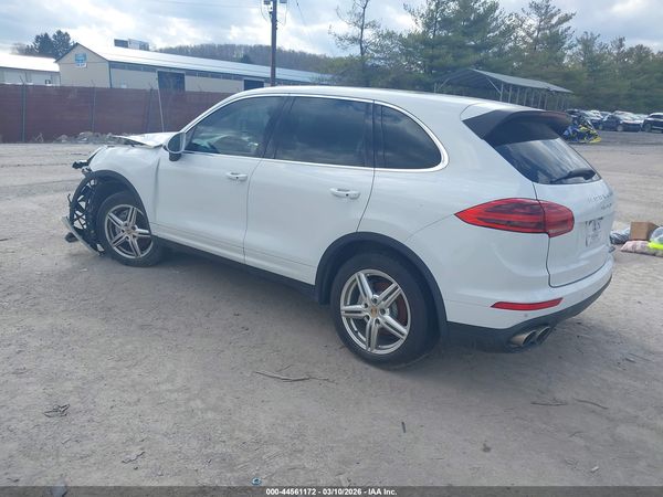 2015 PORSCHE CAYENNE S