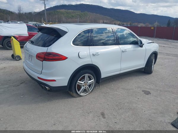 2015 PORSCHE CAYENNE S