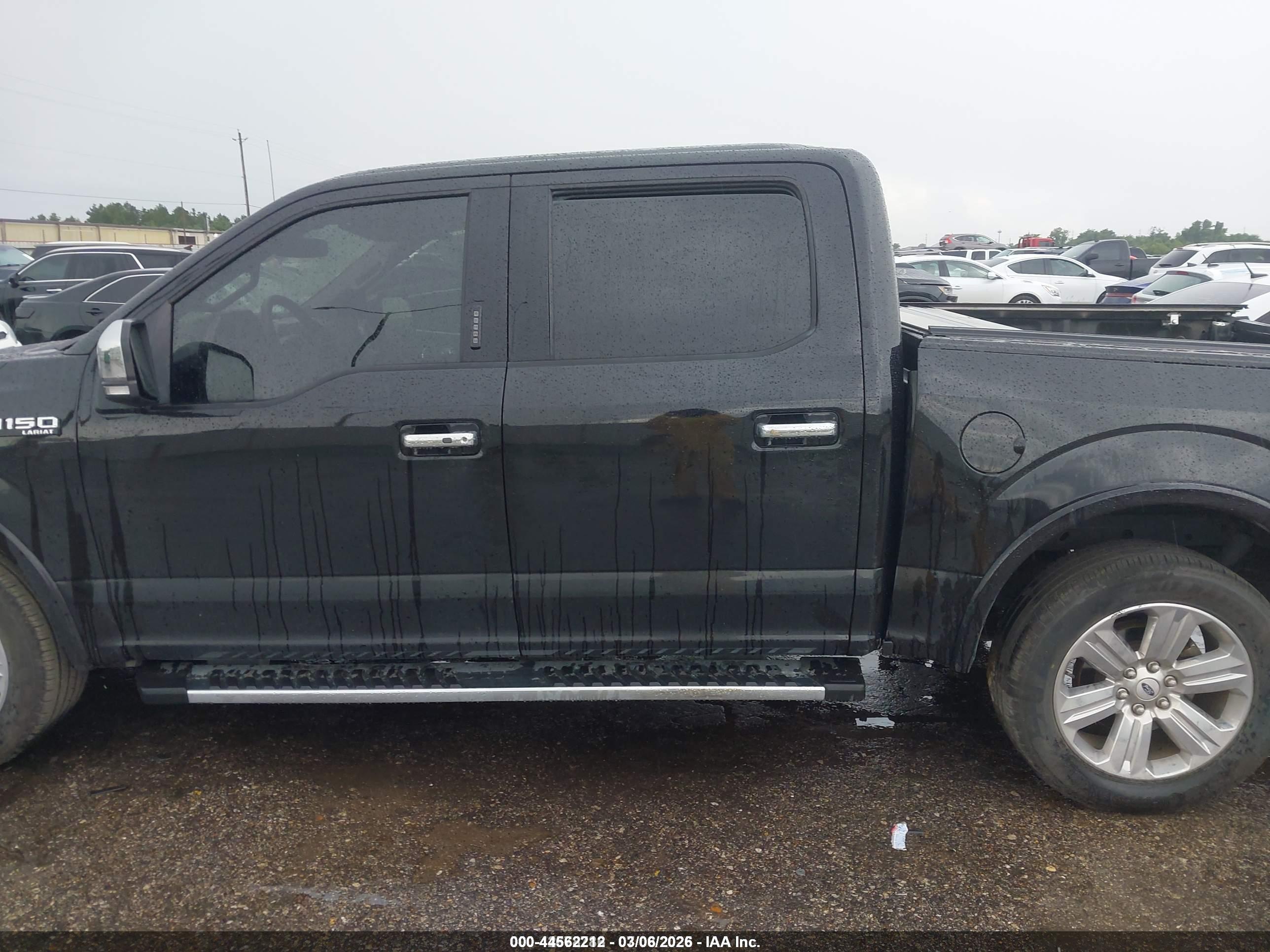 2020 FORD F-150 LARIAT