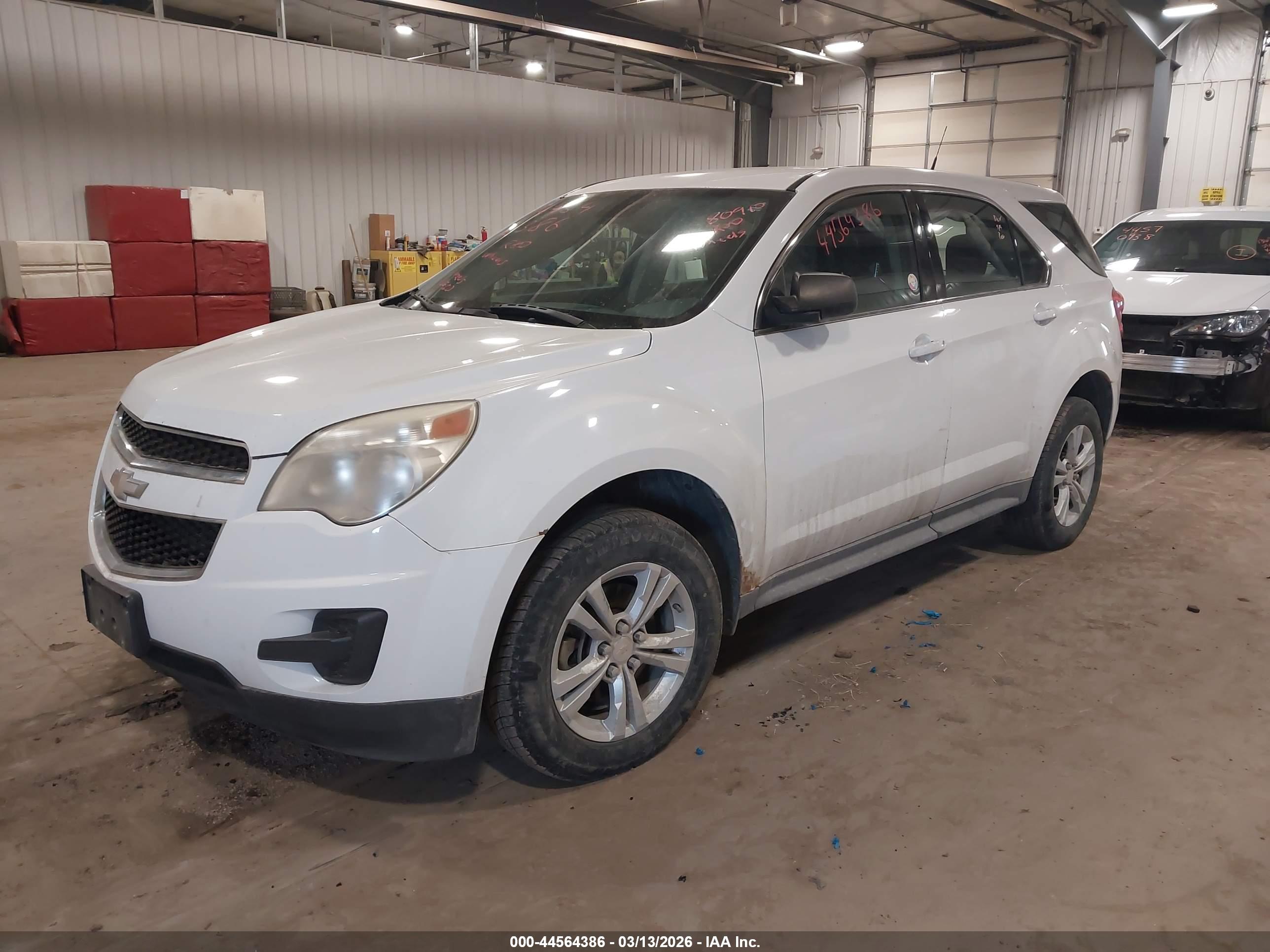 2013 CHEVROLET EQUINOX LS — I2