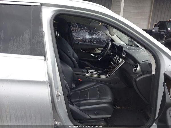 2016 MERCEDES-BENZ GLC 300 GLC300
