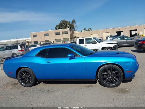 2019 DODGE CHALLENGER SXT