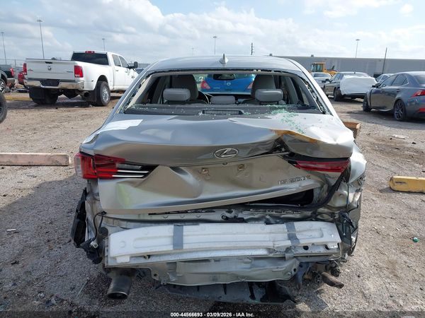 2016 LEXUS IS 200T