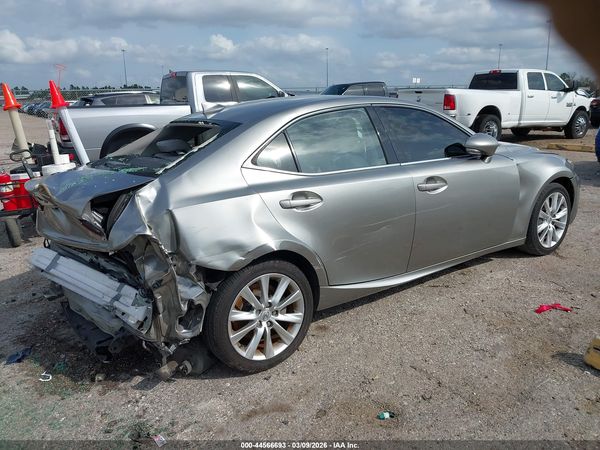 2016 LEXUS IS 200T