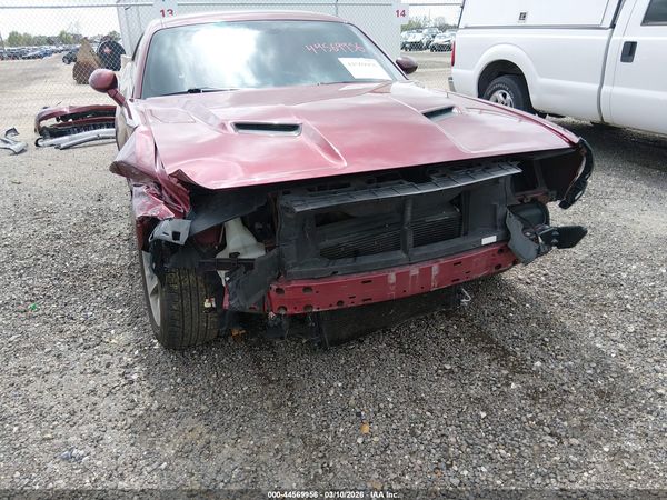 2019 DODGE CHALLENGER SXT