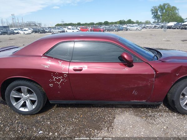2019 DODGE CHALLENGER SXT