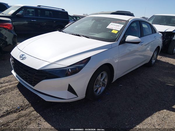 2023 HYUNDAI ELANTRA SE