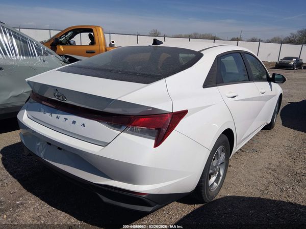 2023 HYUNDAI ELANTRA SE
